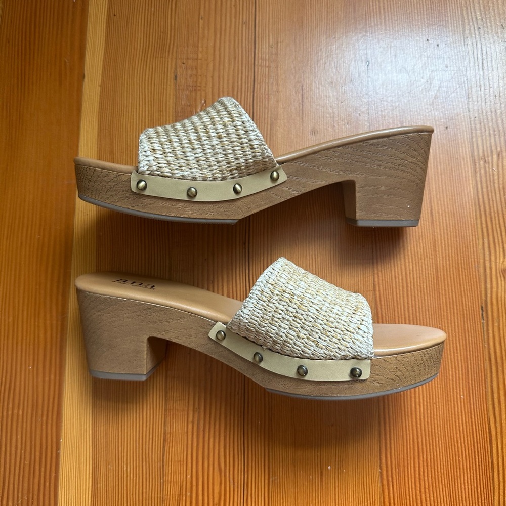 Rattan Casual Platform Heels size 9